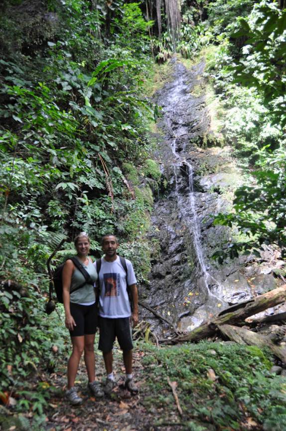 Pequena casacata na trilha para subir o El Tucuche, a segunda mais alta montanha da ilha de Trinidad